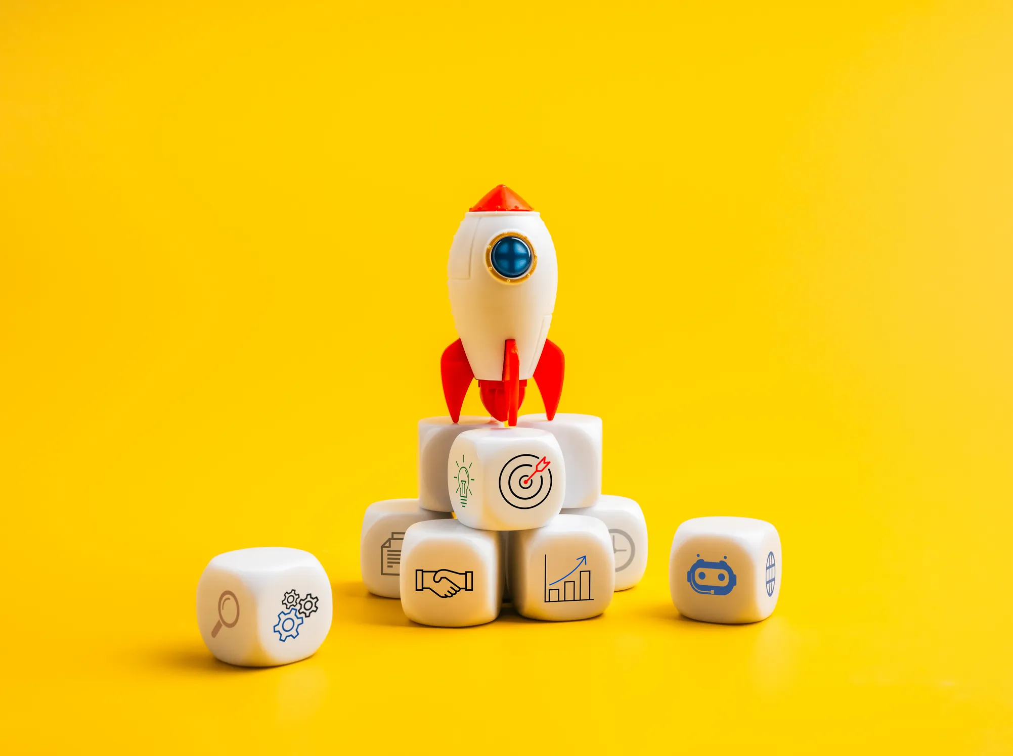 Estrategia de growth marketing en mercados digitales competitivos